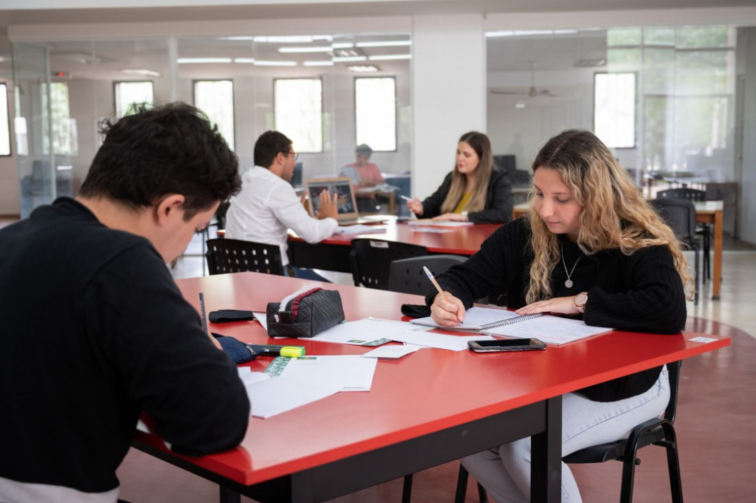 imagen Comienzan las inscripciones para ingresar en 2024 a la UNCUYO