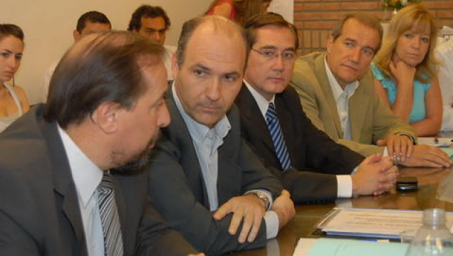 imagen Carmona expuso en Diputados sobre la minera San Jorge