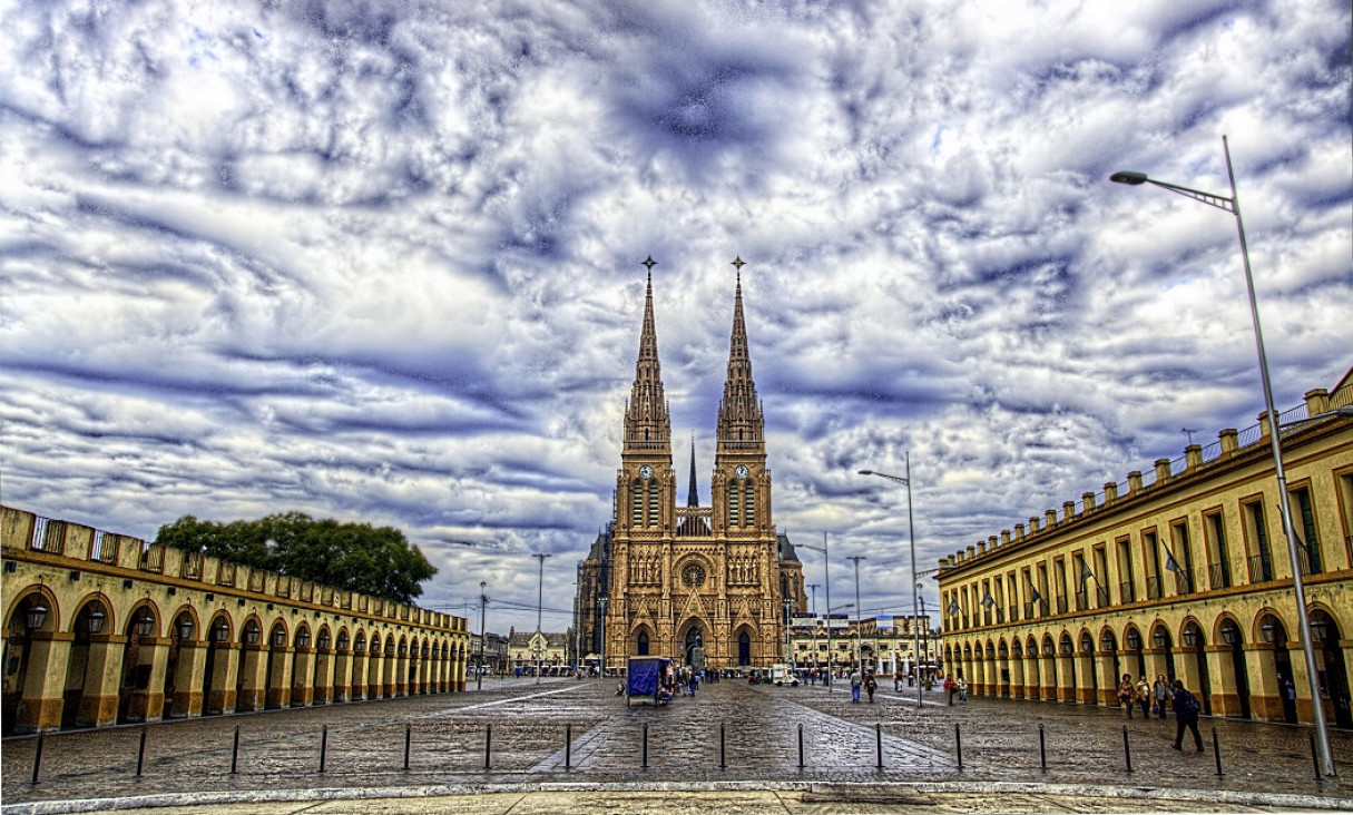 imagen La Iglesia católica terminó su proceso de renuncia a los fondos estatales