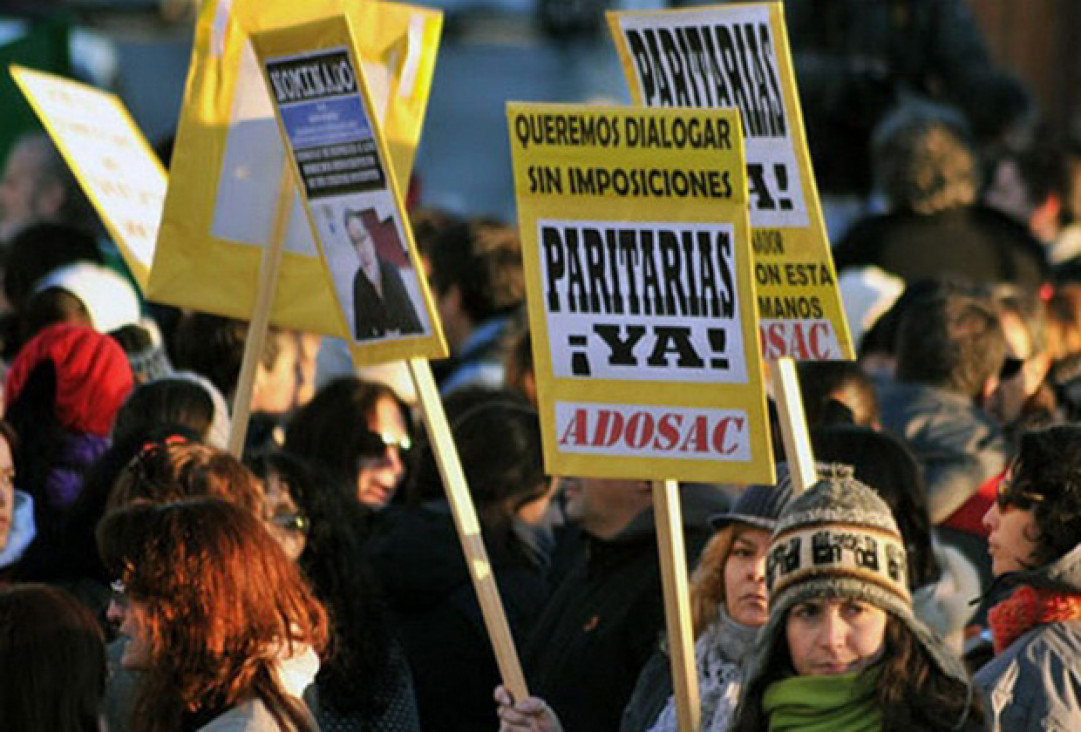 imagen Santa Cruz: en el día 49 de paro, docentes y Gobierno vuelven a negociar