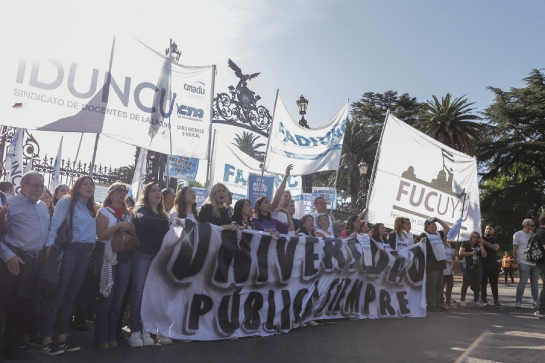 imagen Marchas masivas y veto presidencial: claves para entender la Ley de Financiamiento Universitario 