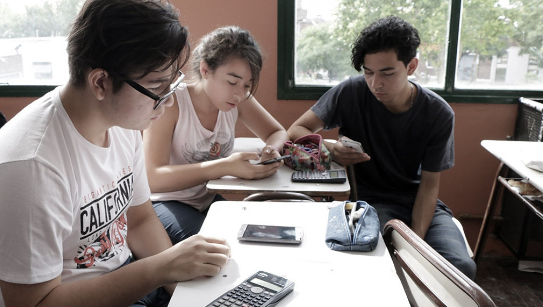 imagen La Unesco advirtió sobre el uso excesivo de la tecnología en la educación y la falta de regulación