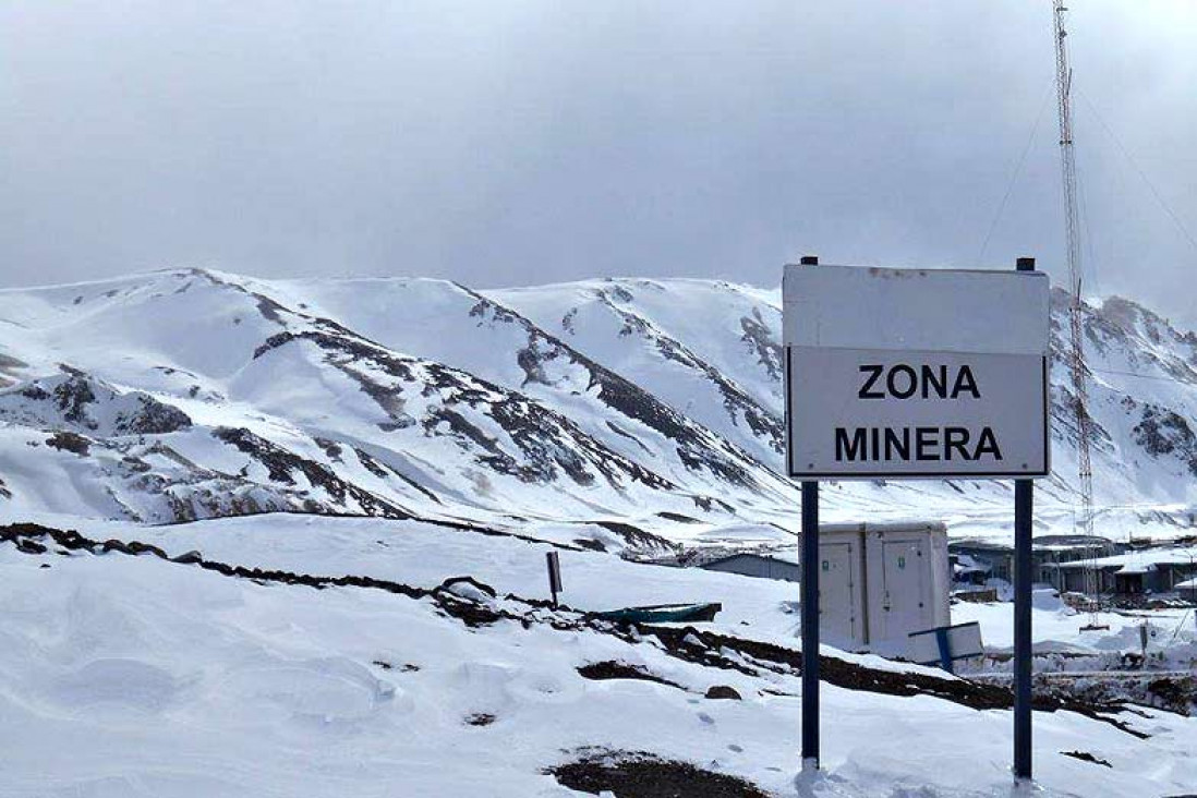 imagen Más de 40 proyectos mineros se desarrollan sobre glaciares