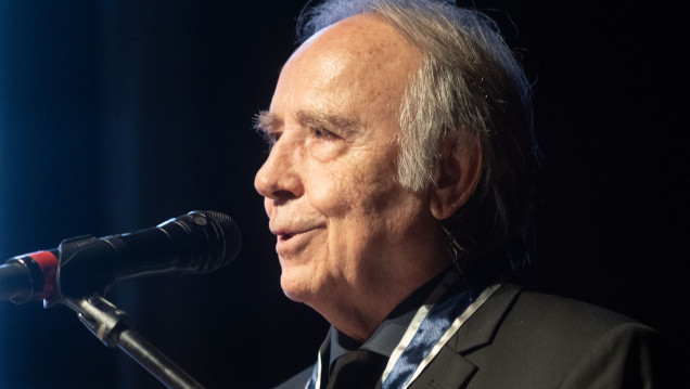 imagen "Para siempre": Joan Manuel Serrat ya es Doctor Honoris Causa de la UNCUYO