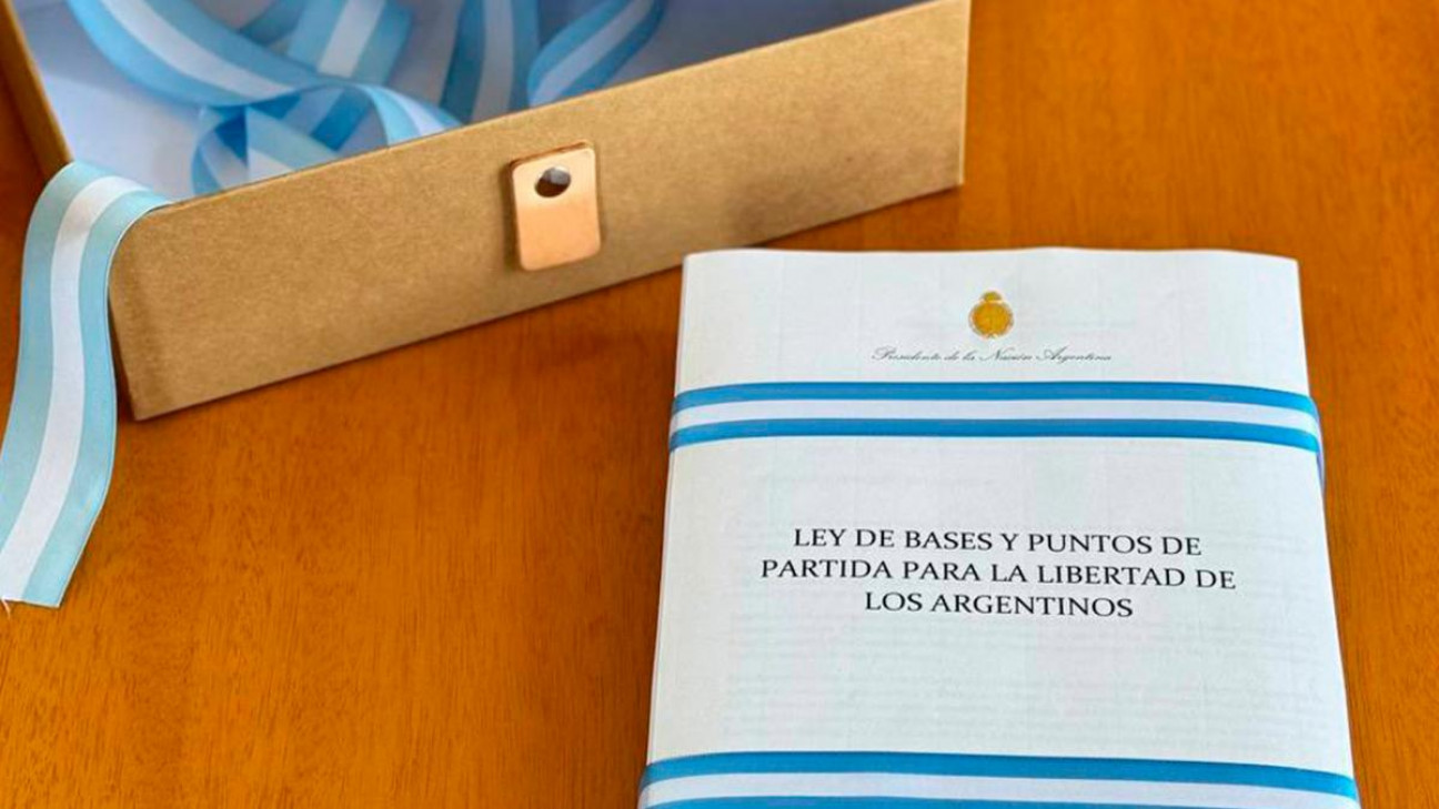 imagen Ley ómnibus: los puntos principales del proyecto que Milei envió al Congreso