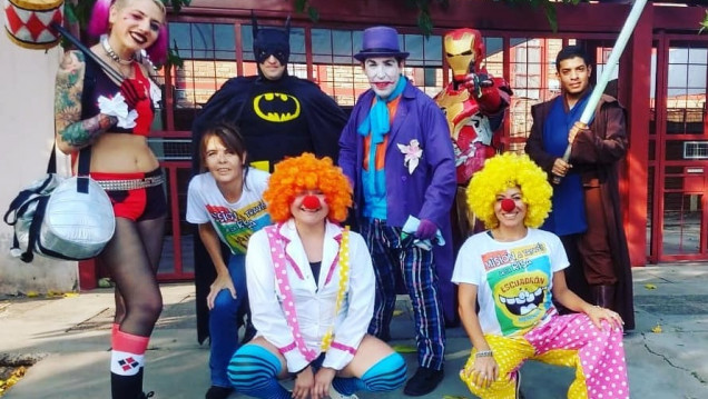 imagen Escuadrón Mendoza: los superhéroes que sacan sonrisas