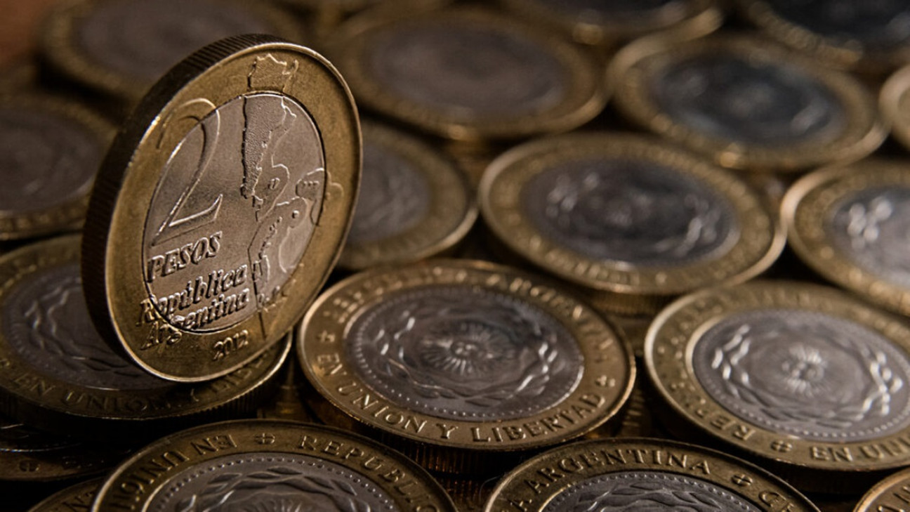 imagen Subastar monedas en internet: ¿un rebusque económico como en 2001 o simple oportunismo?