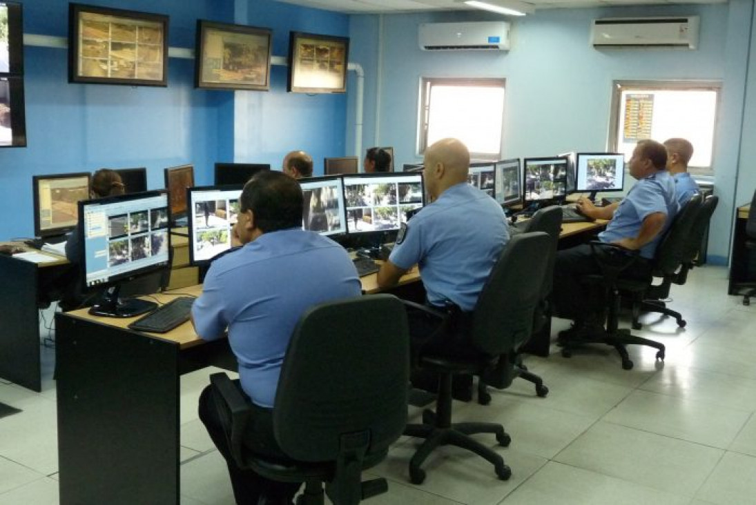 imagen El 911 recibe 5 mil llamadas falsas o en broma al día 