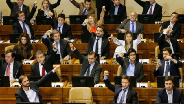 imagen Diputados chilenos aprobaron despenalizar aborto 