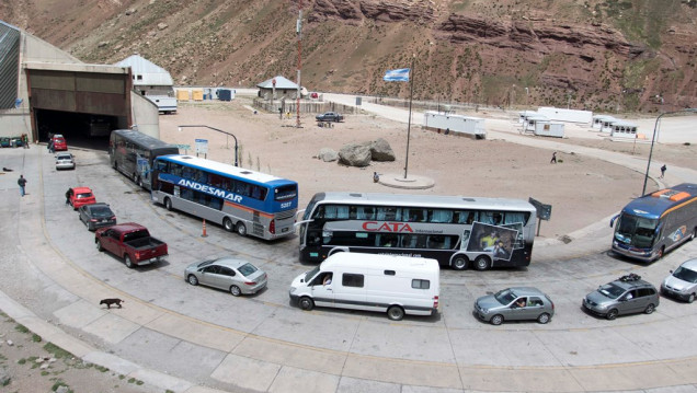 imagen Más de 490 mil personas se movilizaron por el Paso Internacional
