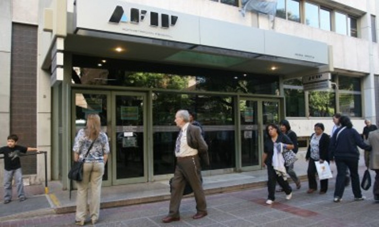 imagen AFIP: largas colas para la devolución de percepciones retenidas