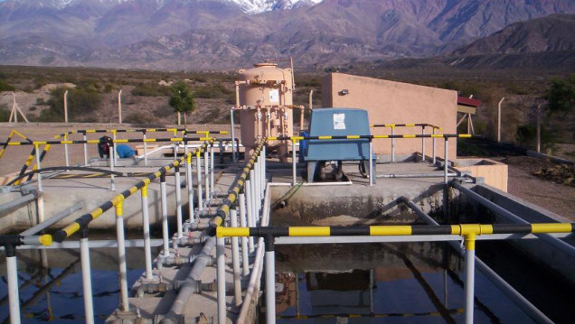 imagen Fundación Universidad Nacional de Cuyo hace posible el servicio de agua en Villa Potrerillos.  