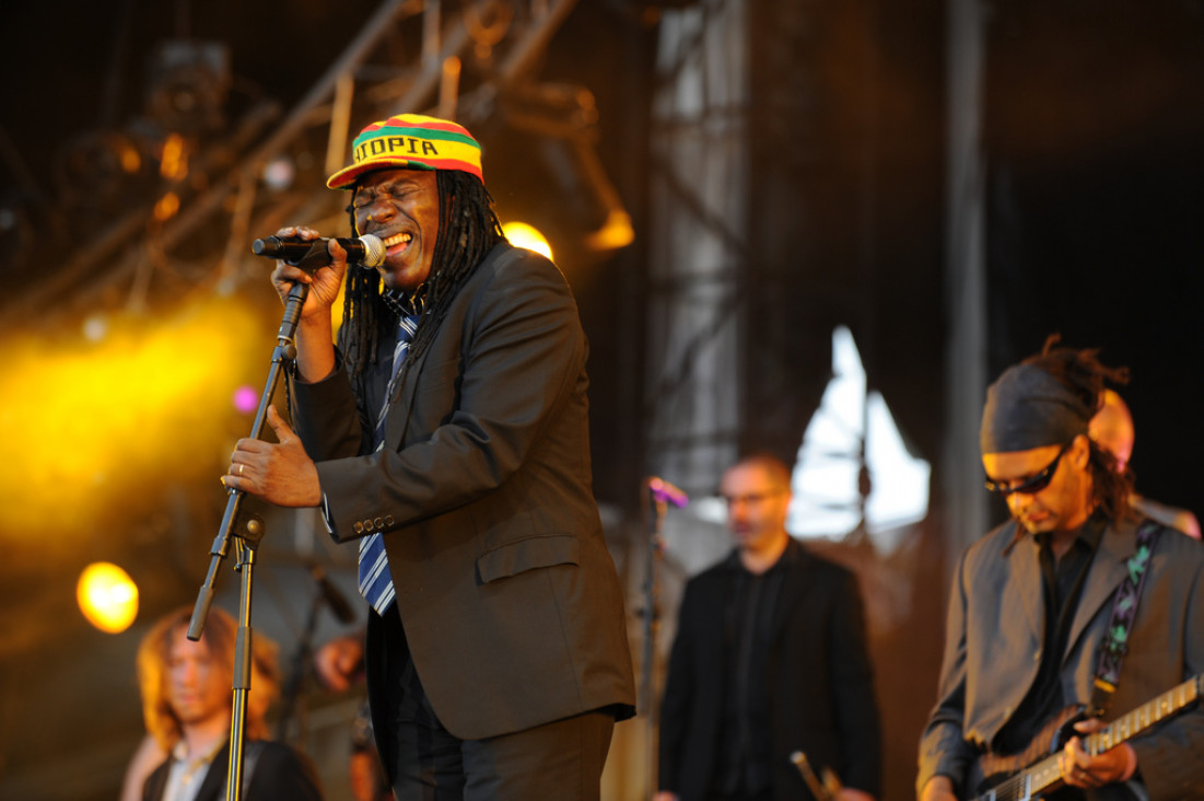 imagen Rastamanes, ¡a vibrar!