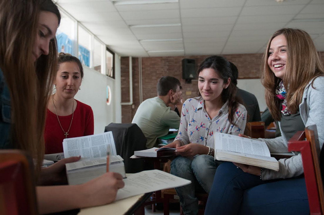 imagen El Gobierno promulgó la ley que garantiza la gratuidad de la educación universitaria
