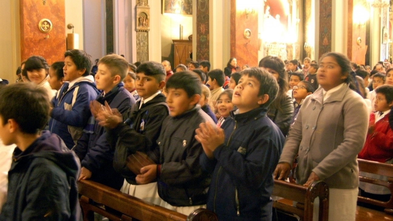 imagen Esteban Bullrich quiere que vuelva la religión en las escuelas públicas