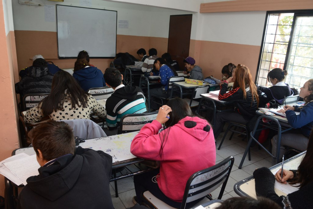 imagen Más de 30 mil alumnos de Mendoza no saben si podrán pasar de año