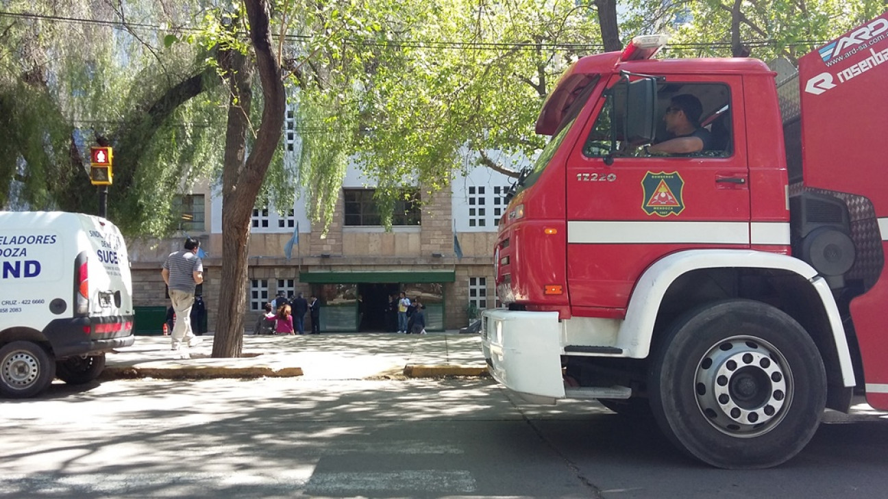 imagen Un detenido por la amenaza de bomba en Casa de Gobierno