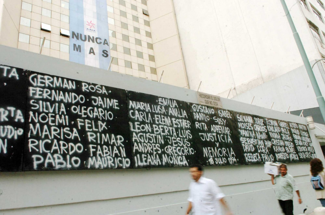 imagen Menem, acusado por encubrimiento, verá el juicio por videoconferencia