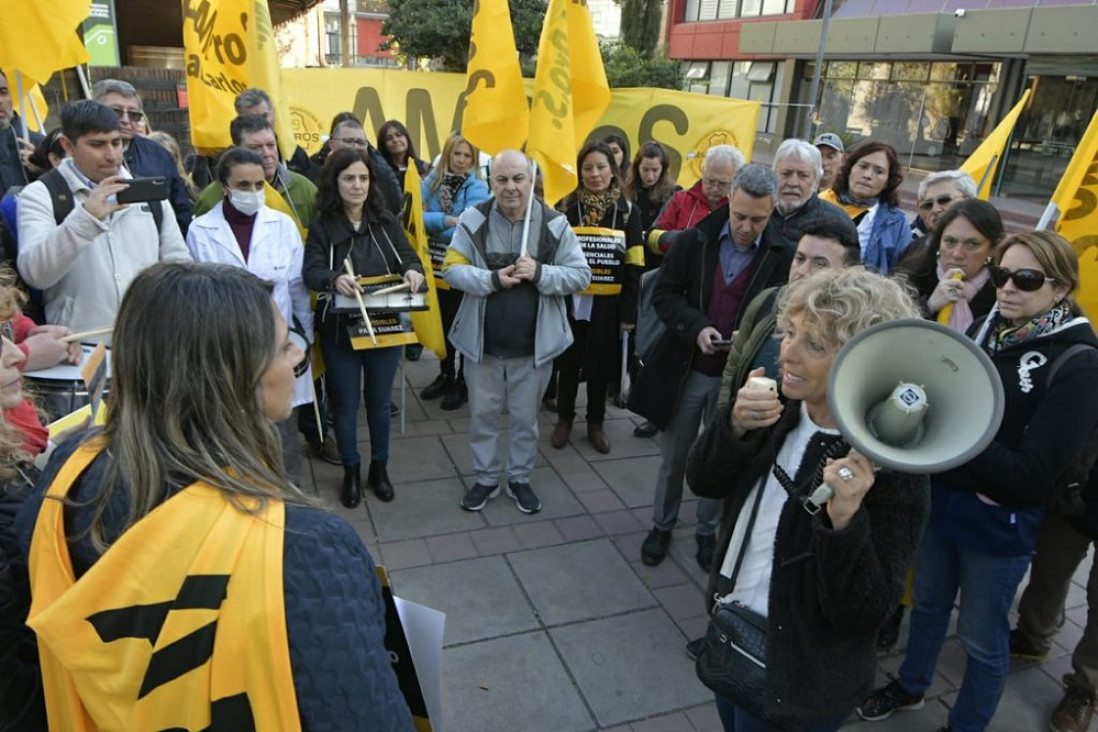 imagen Mientras docentes y ATE siguen de paro, Ampros decide si acepta la oferta salarial del Gobierno