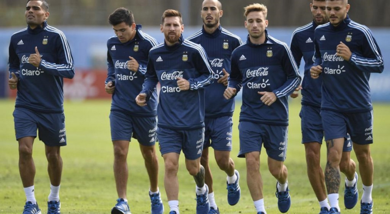 imagen Critican a Sampaoli por los días libres que le dio a los jugadores