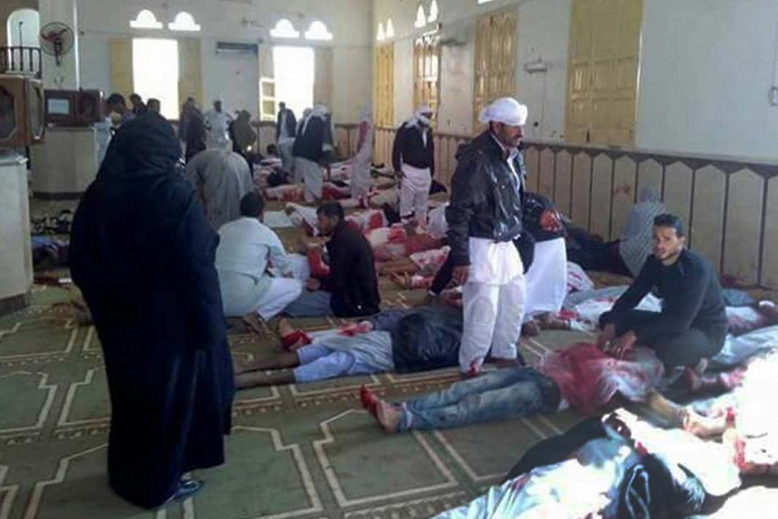imagen Ataque contra una mezquita en el Sinaí egipcio deja 235 muertos