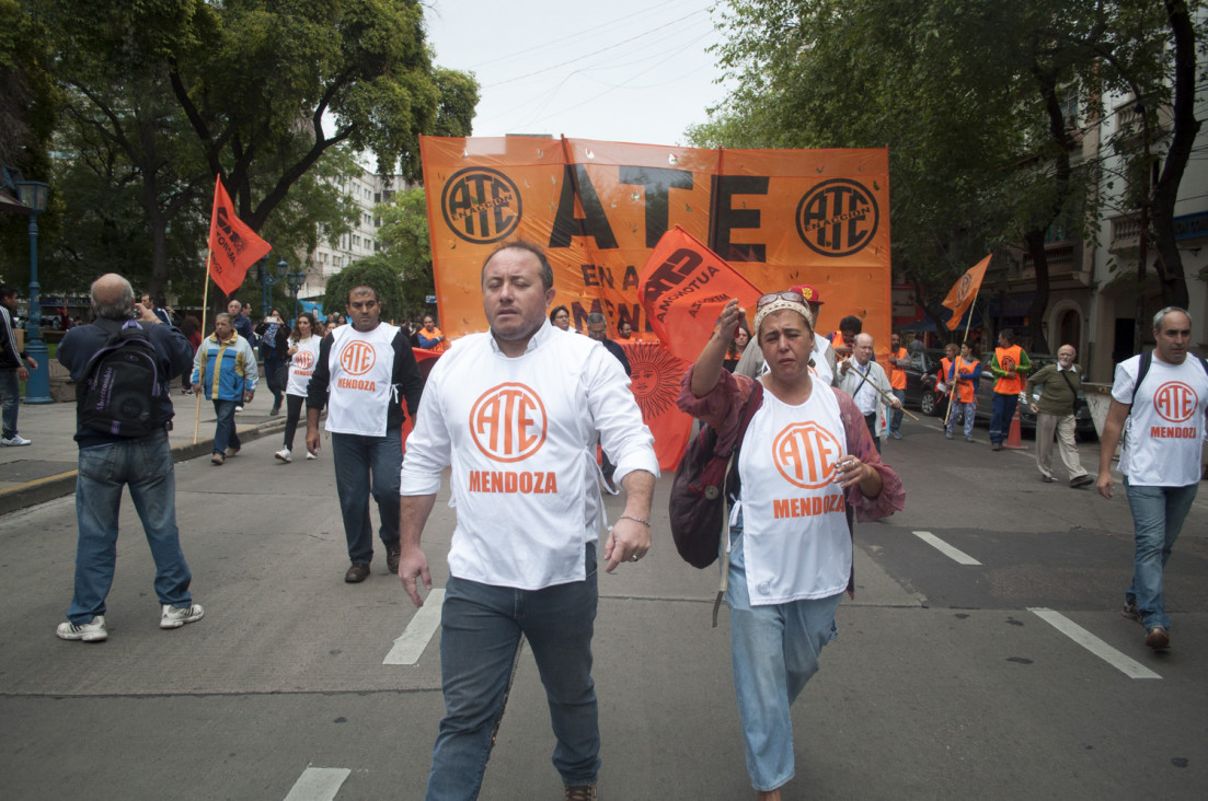 imagen Los estatales rechazan un aumento del 17 % para el 2017