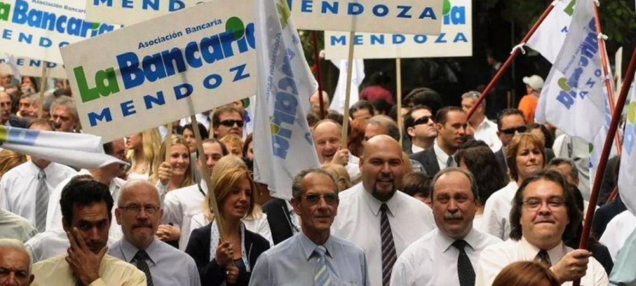 imagen Los bancarios paran de nuevo la semana que viene 