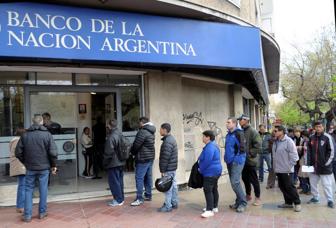 imagen Este lunes 6 no abrirán los bancos