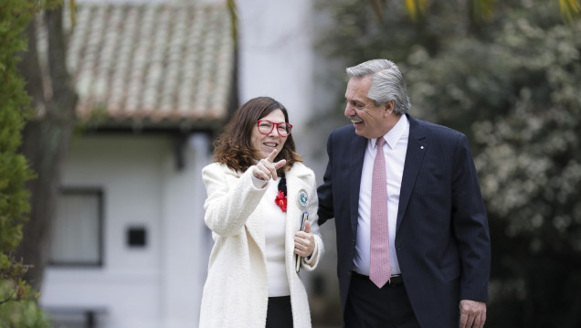 imagen Batakis asume con la urgencia de negociar con el Club de París, definir tarifas y controlar la inflación