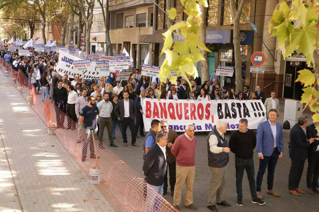 imagen El paro de bancarios tuvo "un acatamiento de más del 90%"