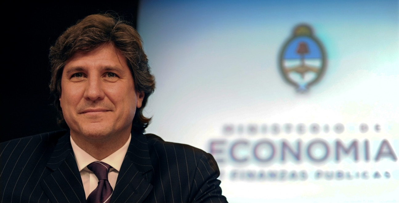 imagen Procesan y embargan a Amado Boudou por la compra de 19 autos de lujo
