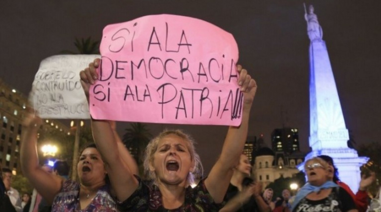 imagen Hubo cacerolazos contra Macri en distintos puntos del país