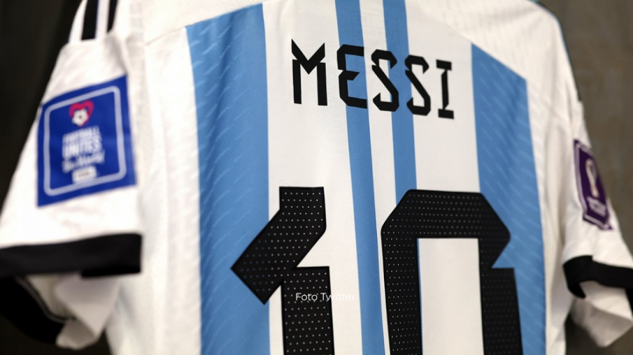 imagen Argentina usará la camiseta celeste y blanca en la final, como en 1978 y 1986