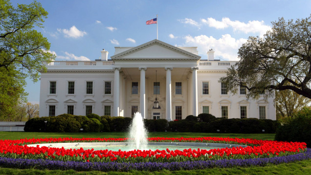 imagen La Casa Blanca emitió su primer tuit en español en la "era Trump"