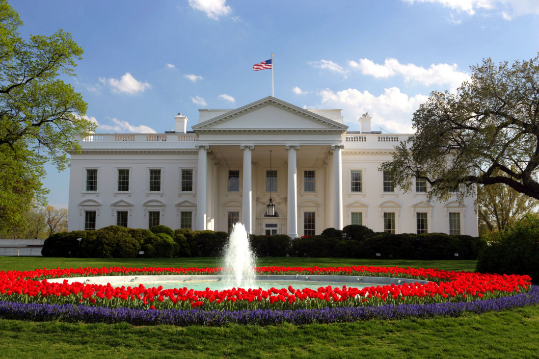imagen La Casa Blanca emitió su primer tuit en español en la "era Trump"