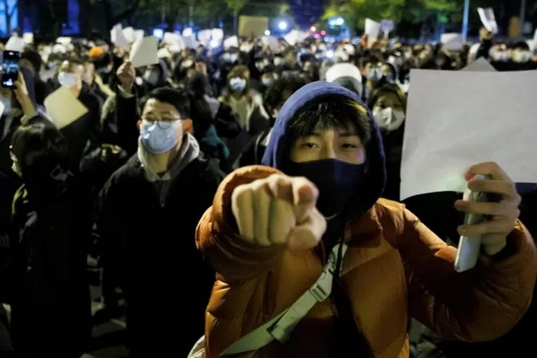 imagen Una hoja en blanco se convirtió en el símbolo de las inéditas protestas en China