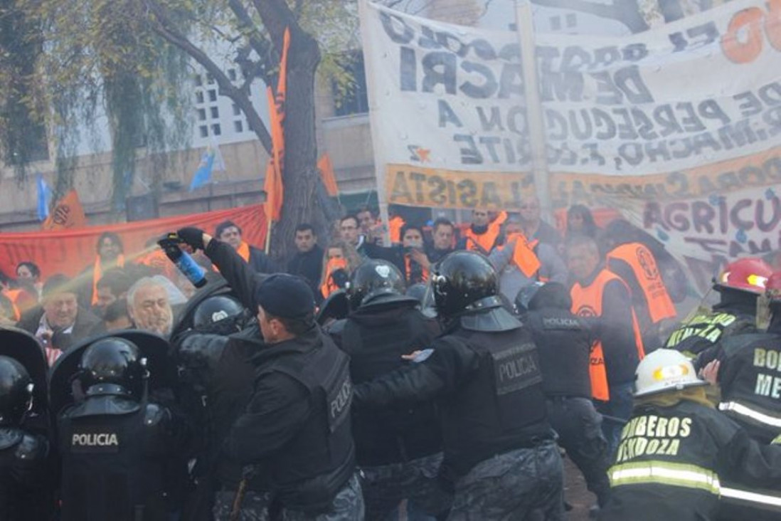 imagen La policía reprimió la protesta de ATE