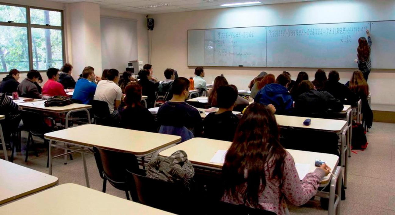 imagen El ciclo lectivo 2022 comenzará el 21 de febrero y tendrá 195 días de clases
