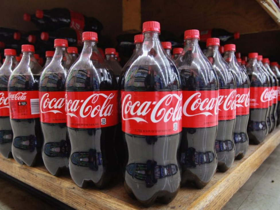 imagen Coca Cola frenó la "amenaza" de suspender inversiones en el país