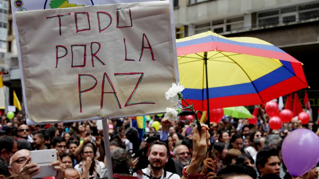 imagen Las FARC comenzaron el desarme tras firmar la paz