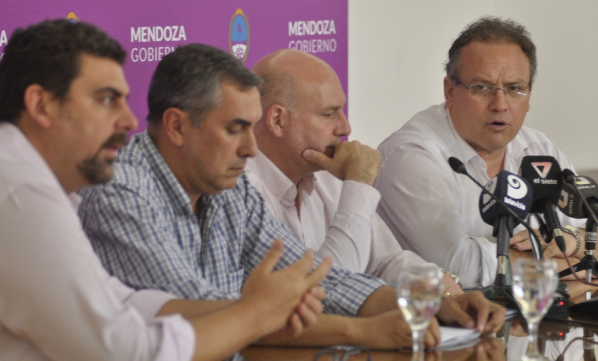 imagen El Gobierno de Mendoza prometió terminar el Penal Federal en el 2018