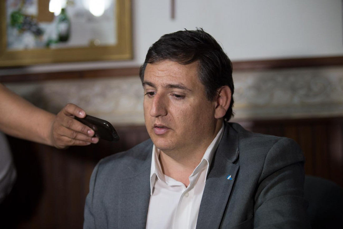 imagen Pese a tener pedido de captura, nadie busca a Salgado