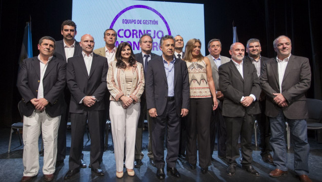 imagen Cornejo en foco, a dos meses de asumir