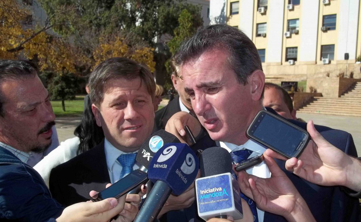 imagen El riesgo de hacer equilibrio sobre el filo de la Constitución