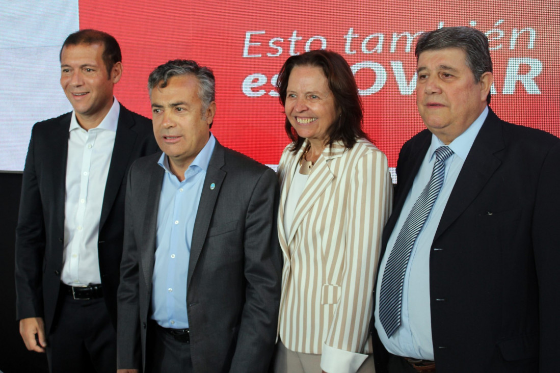 imagen Diputados se reúnen con referentes vitivinícolas en Mendoza