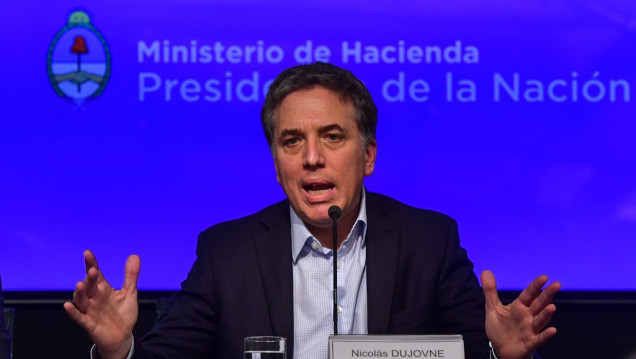 imagen Dujovne viaja a Washington para reunirse con el FMI