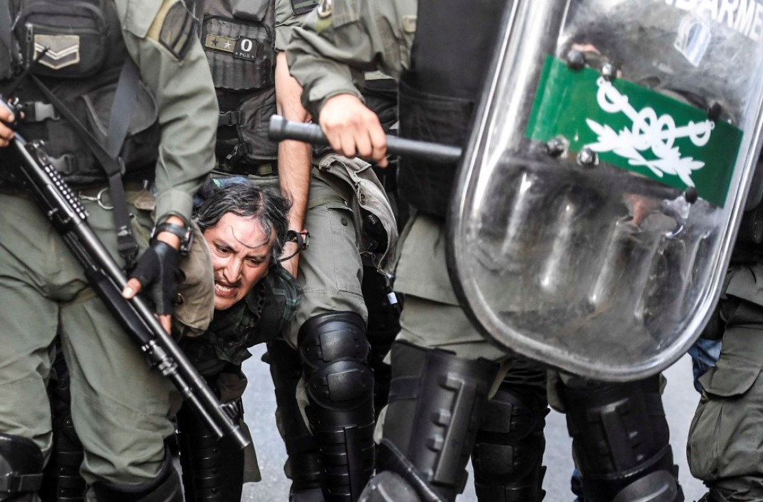 imagen Todavía hay 40 personas detenidas por los enfrentamientos frente al Congreso