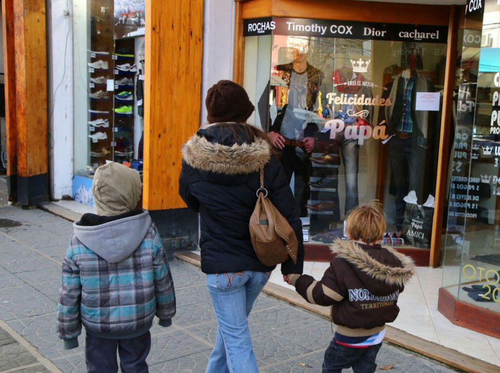 imagen En Mendoza, las ventas por el Día del Padre cayeron en promedio 7,75%