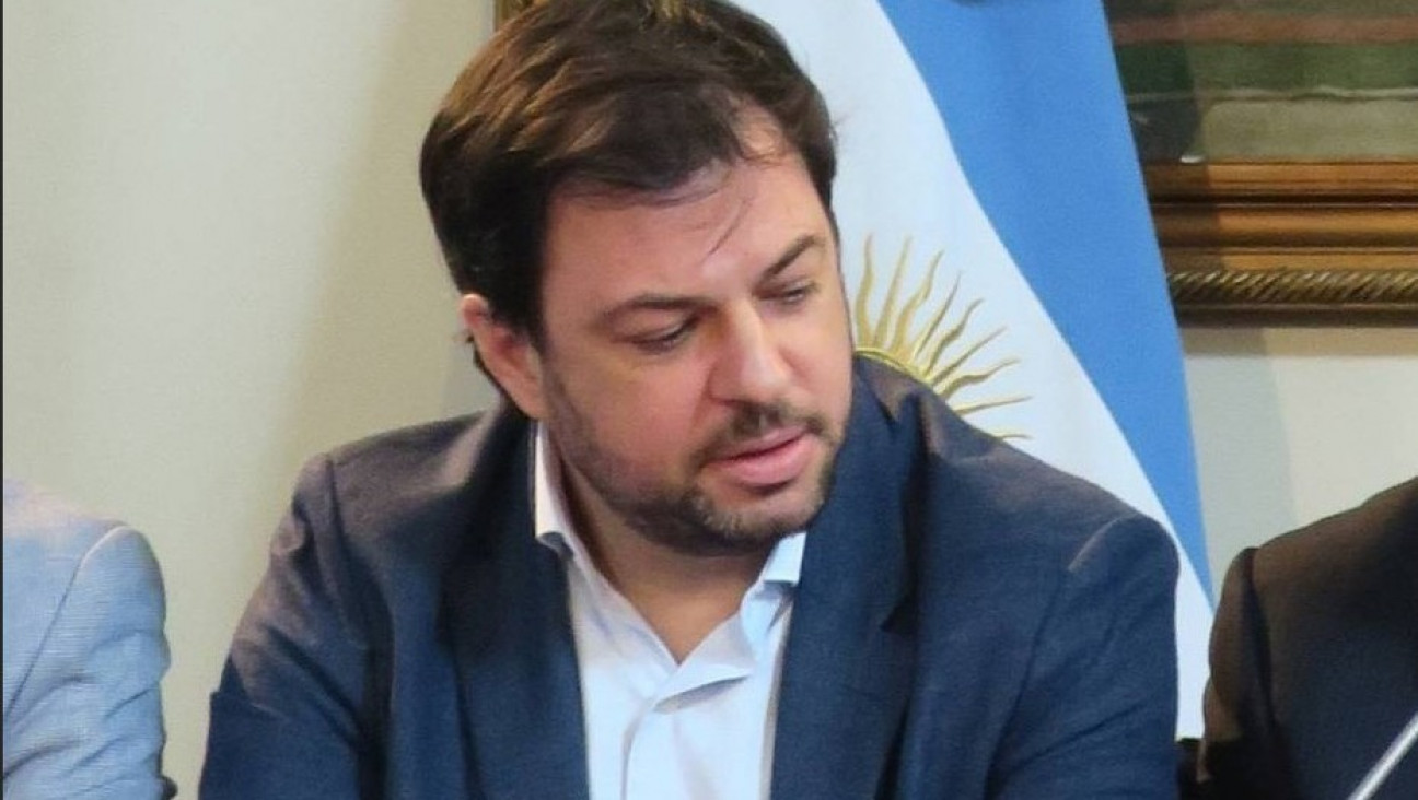 imagen Renunció Valentín Díaz Gilligan