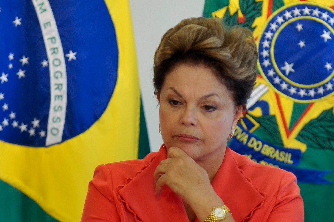 imagen Rousseff confía en relanzar el Gobierno con nuevos aliados tras la salida del PMDB